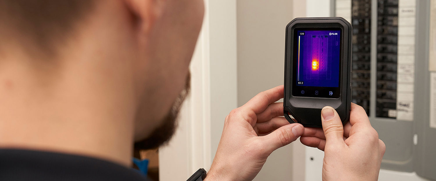 C3-X_electrical panel.jpg